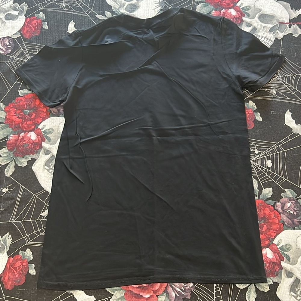 NWOT JEFF LYNNE’S ELO ALONE IN THE UNIVERSE TOUR 2016 BLACK WOMENS T-SHIRT SZ S - Picture 3 of 3